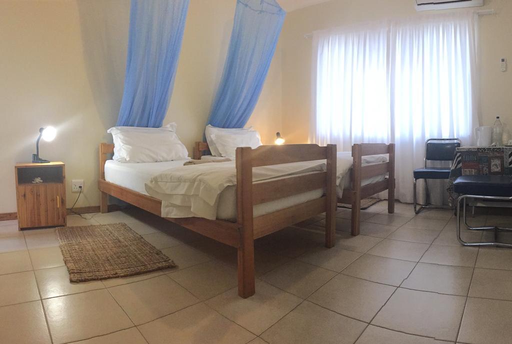 Brandberg Rest Camp Otel Uis Oda fotoğraf